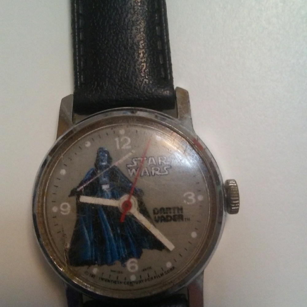 Vintage 1977 darth Vader watch